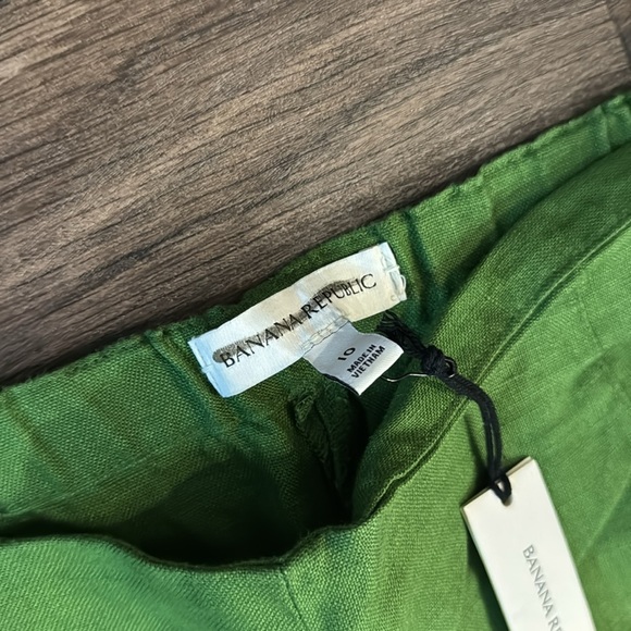 NWT! Banana Republic Scenic Trail Green Mid-Rise Kick-Flare Linen Ankle Pant - Picture 6 of 7